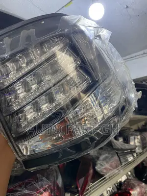 Lx570 Taillight 2013,2014,2015