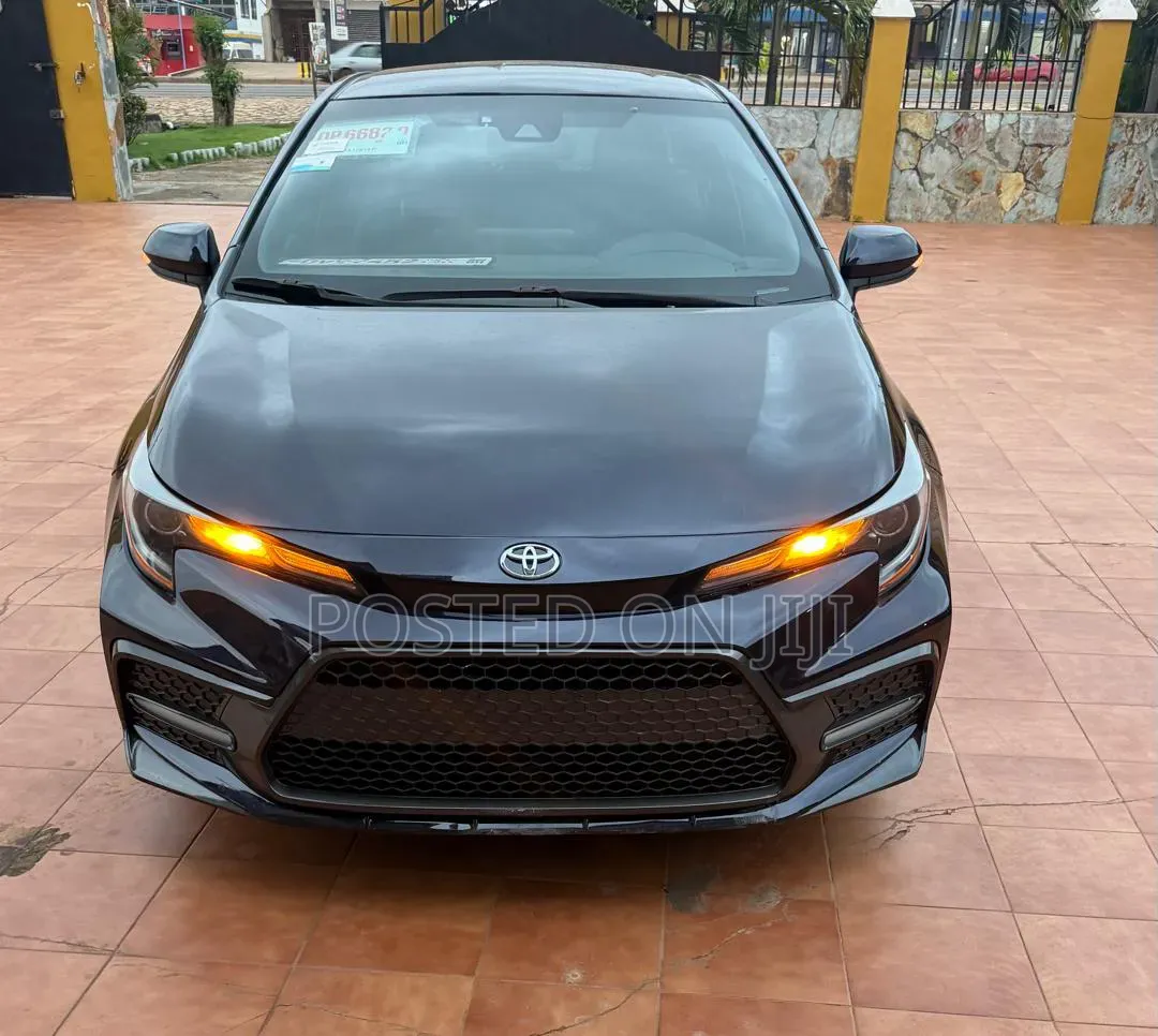Toyota Corolla 2022 Black