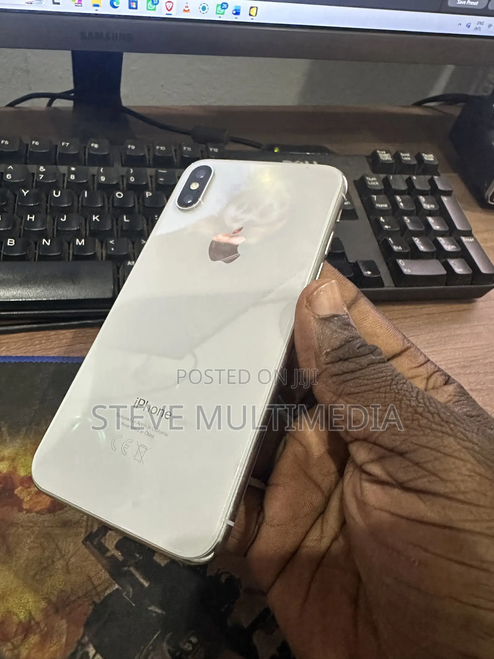 iPhone X Board and Body