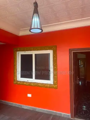 3bdrm Apartment in West Hills Mall Area for rent
