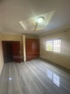 3bdrm Apartment in West Hills Mall Area for rent