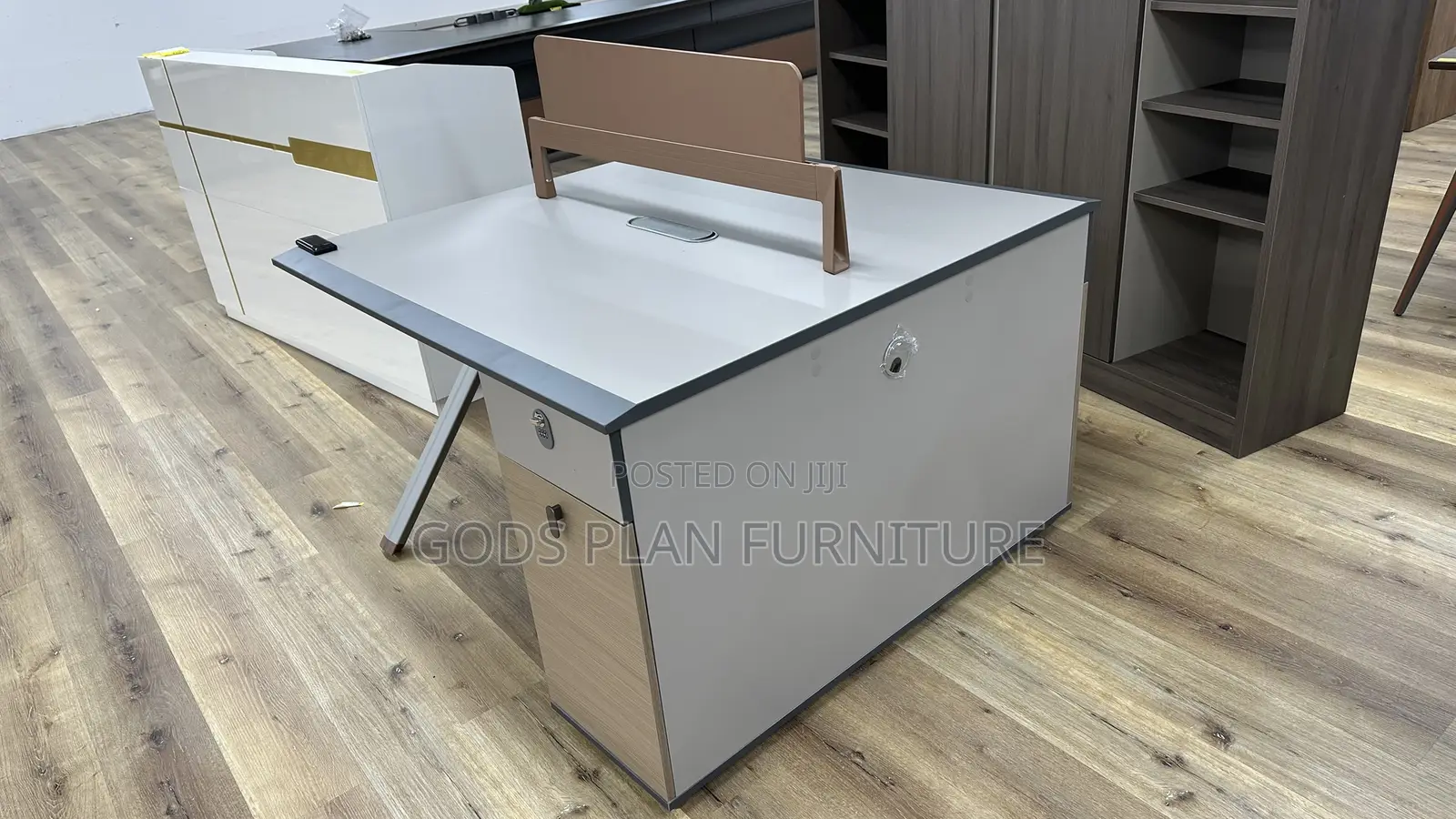 Workstation ( 25A5 - 2)