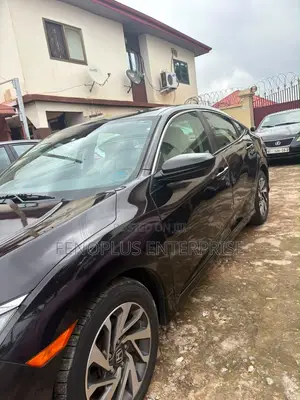 Honda Civic 2018 Beige