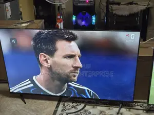 Samsung Qled Uhd Televisions 43inches and 55INCHES