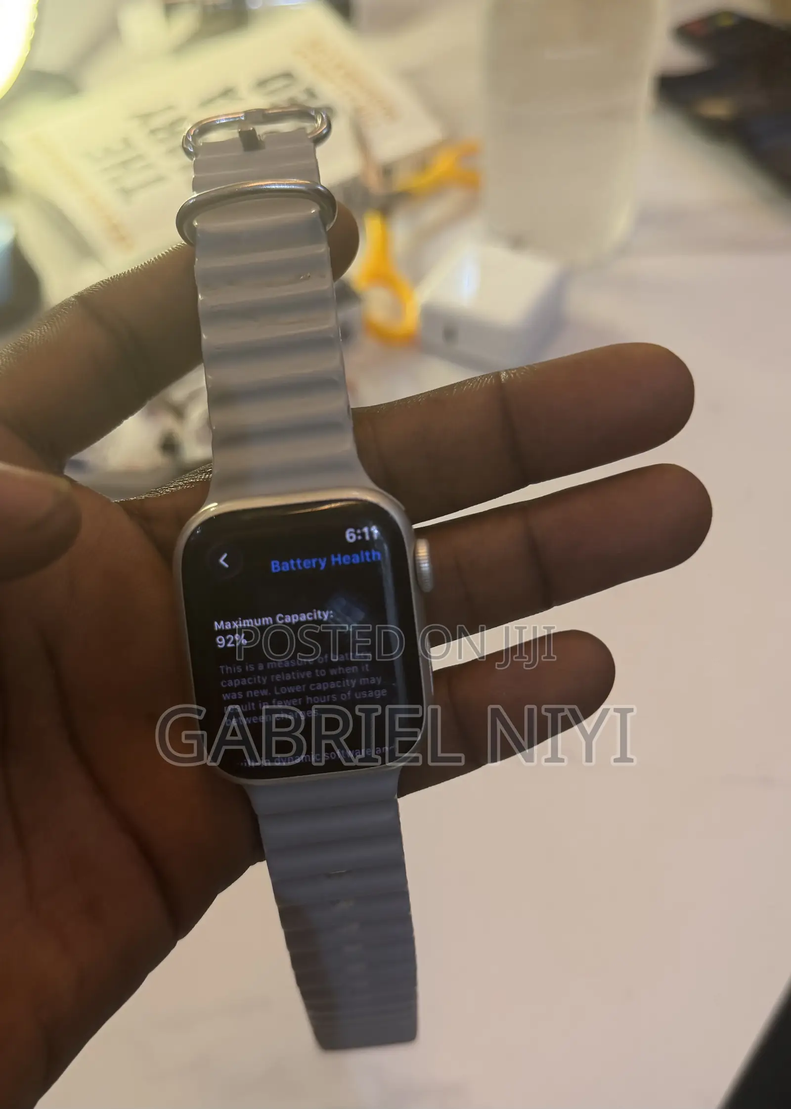 Apple Watch Series 8 41mm (GPS + Cellular)