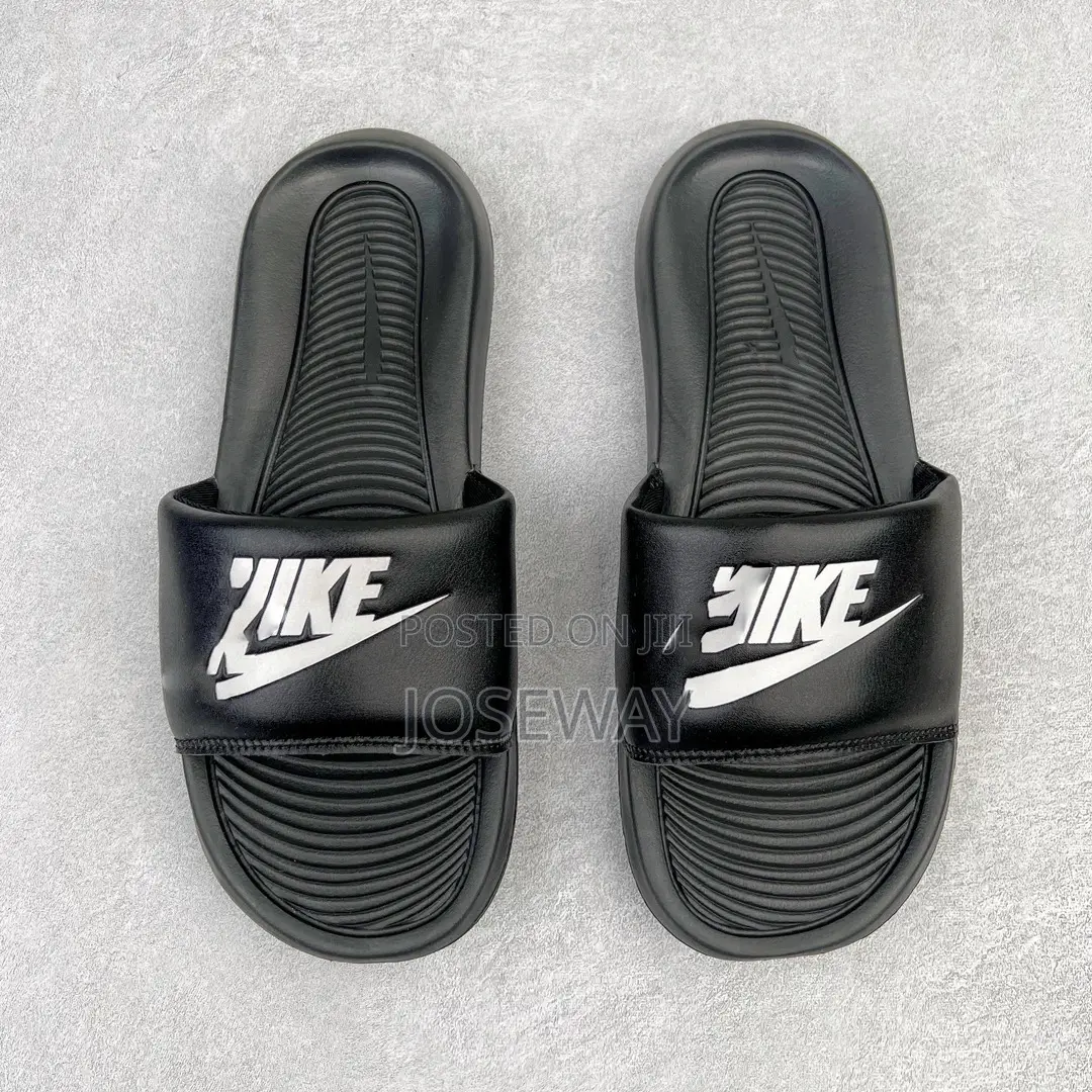 Men’S Slides