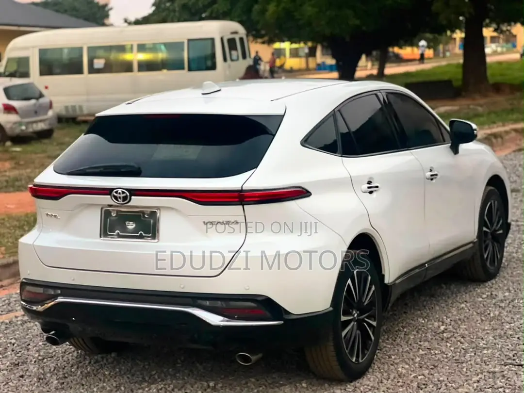 Toyota Venza Limited 2022 White