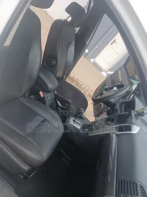 Chevrolet Captiva 2010 White