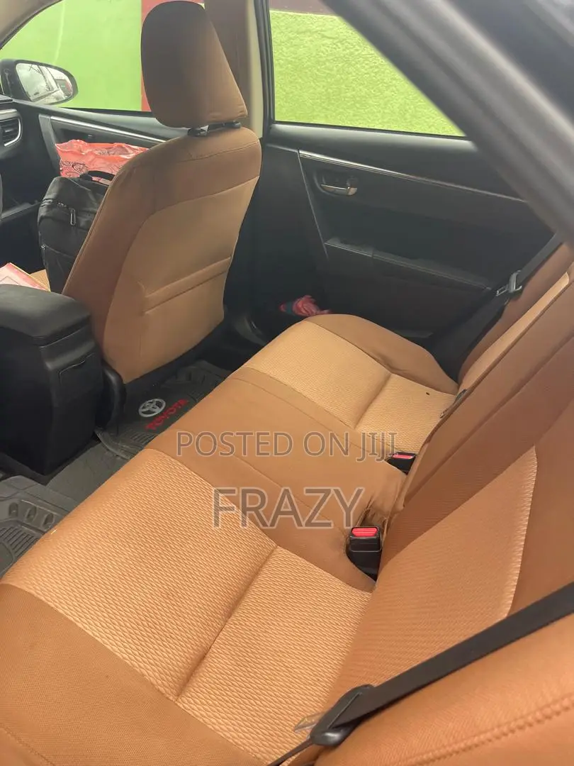 Toyota Corolla L 4dr Sedan (1.8L 4cyl Manual) 2016 Black