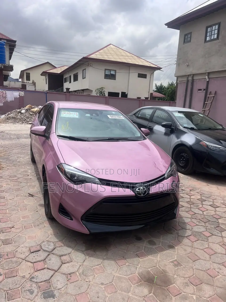 Toyota Corolla 2018 Pink