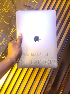 Laptop Apple MacBook Air 2019 8GB Intel Core i5 SSD 512GB