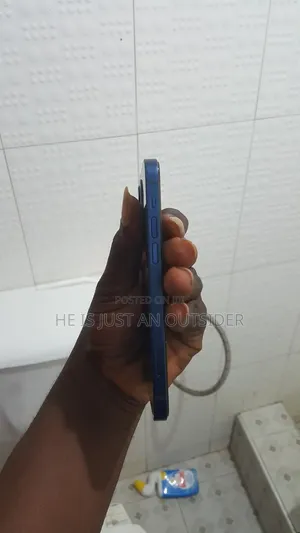 Apple iPhone 12 64 GB Blue