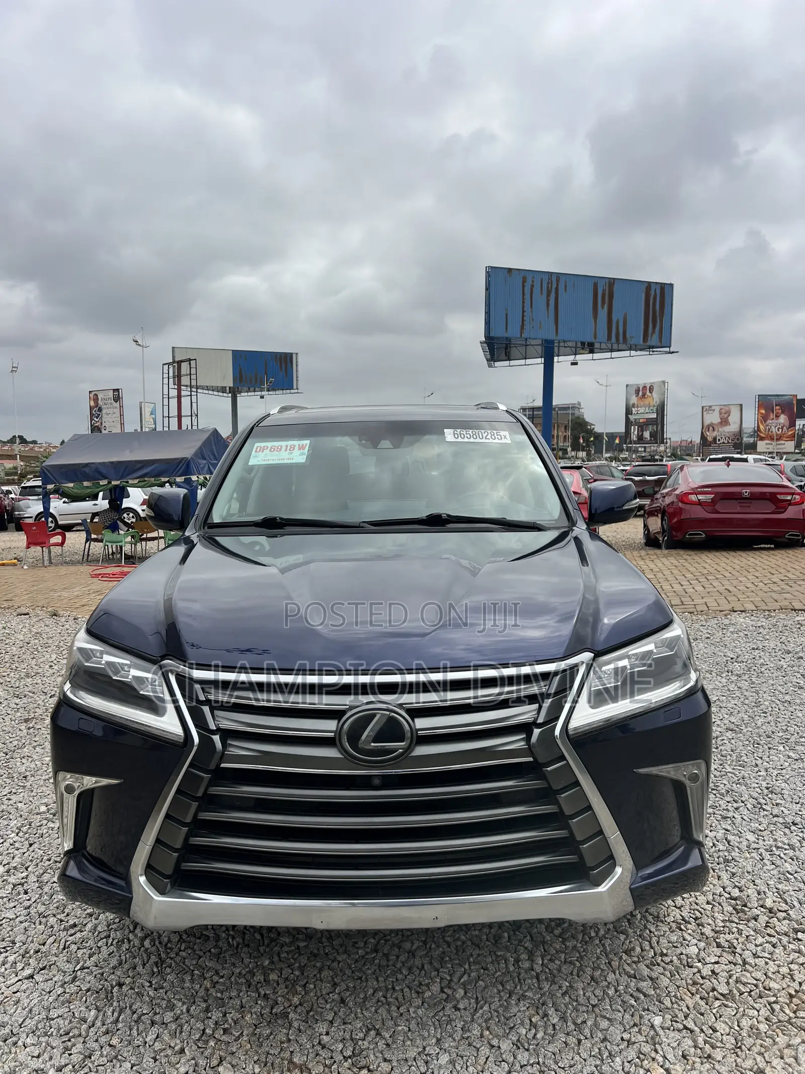 Lexus LX 2018 Blue