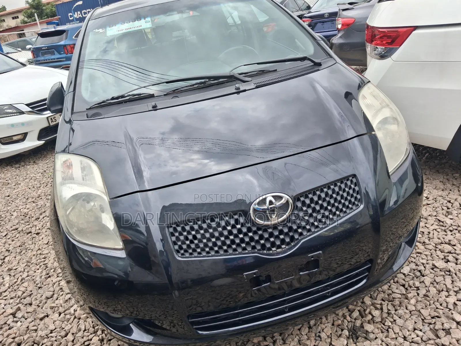 Toyota Yaris 2010 Black