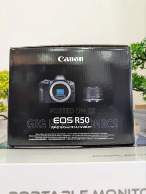 Canon EOS R50 Mirrorless Camera With 18-45mm Lens (Black)