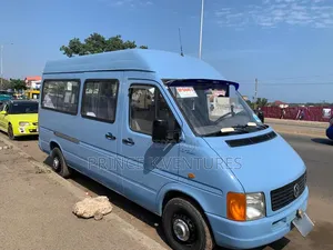 Volkswagen Transporter 2005 Blue
