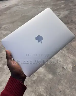 Laptop Apple MacBook 2017 8GB Intel Core i5 SSD 256GB