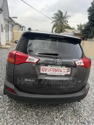Toyota RAV4 LE 4dr SUV AWD (2.5L 4cyl 6A) 2015 Gray