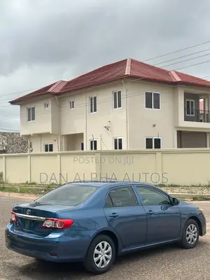 Toyota Corolla LE 4dr Sedan (1.8L 4cyl 4A) 2013 Blue