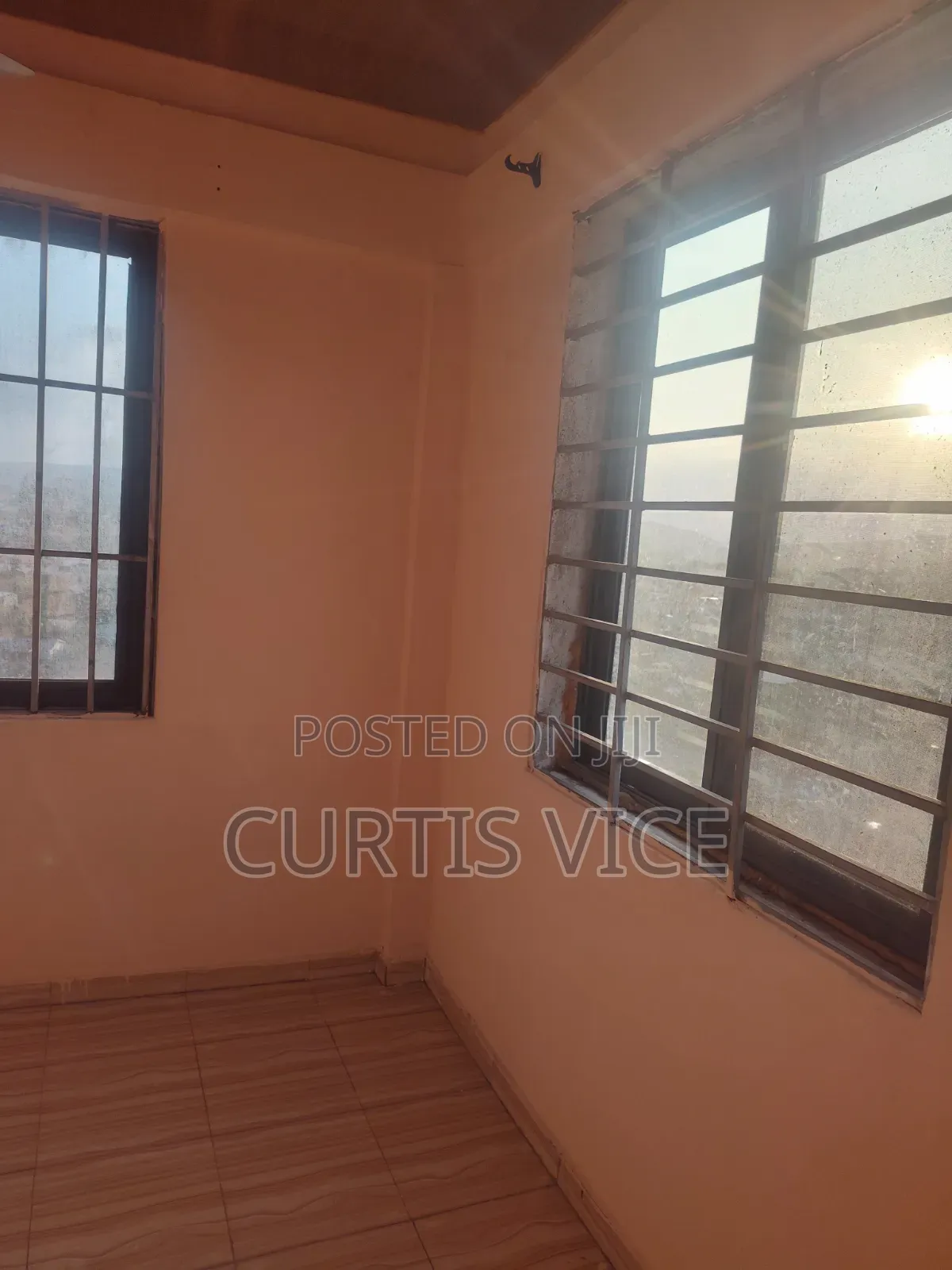 1bdrm Room & Parlour in Curtis'S Estate, New Gbawe for rent