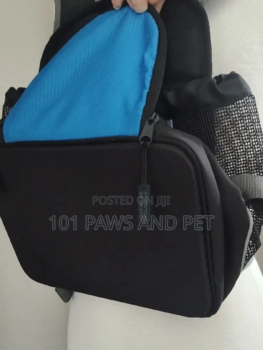 Outward Hound Blue and Black Hands-Free Front/ Back Pet Carrier