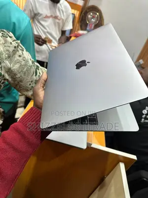Laptop Apple MacBook Air 2020 8GB Intel Core i3 SSD 256GB