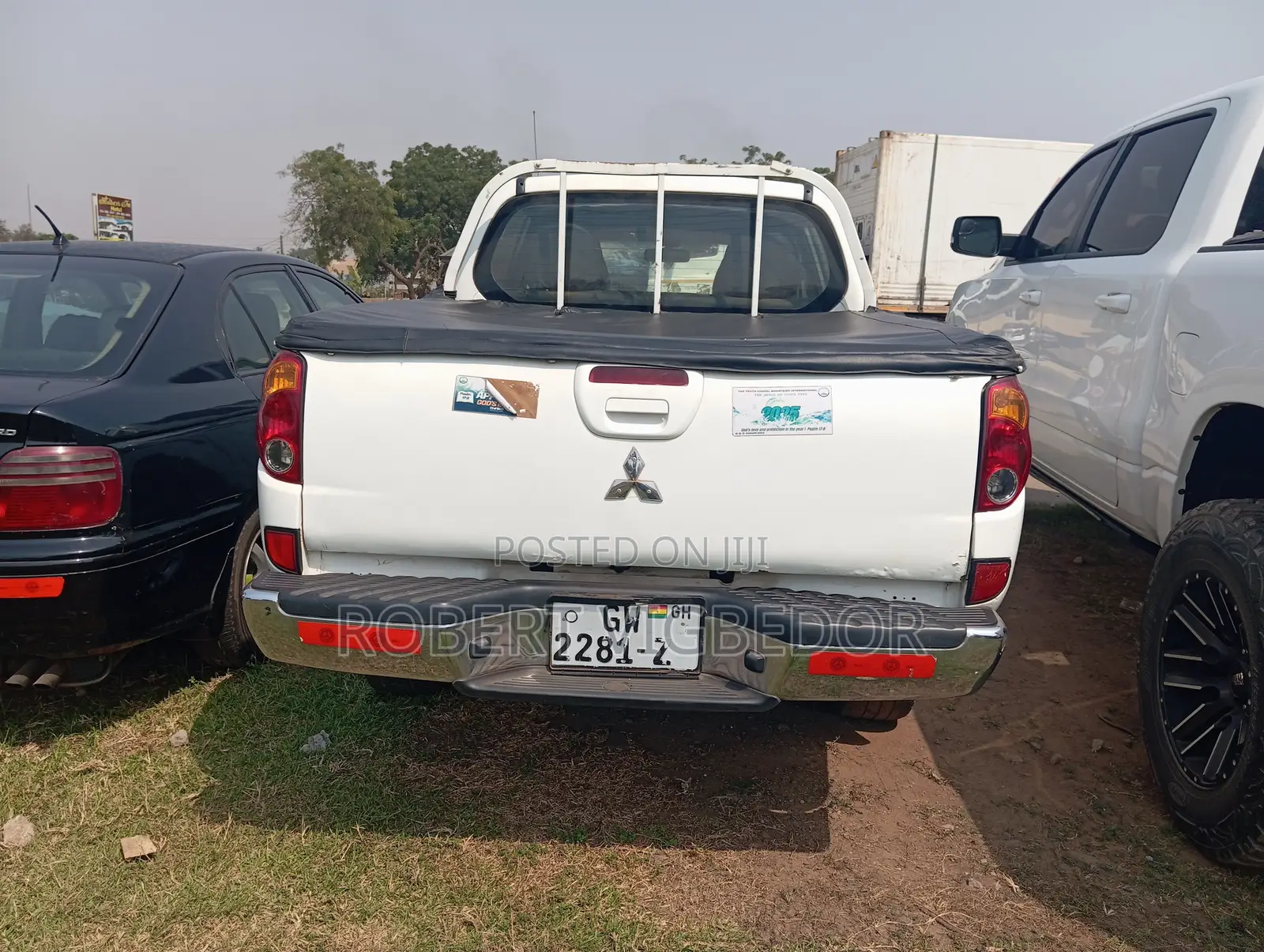 Mitsubishi Picked Up