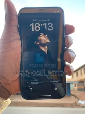 Apple iPhone XR 64 GB Black