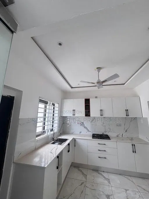 4bdrm House in Grand Prestige, Accra Metropolitan for sale