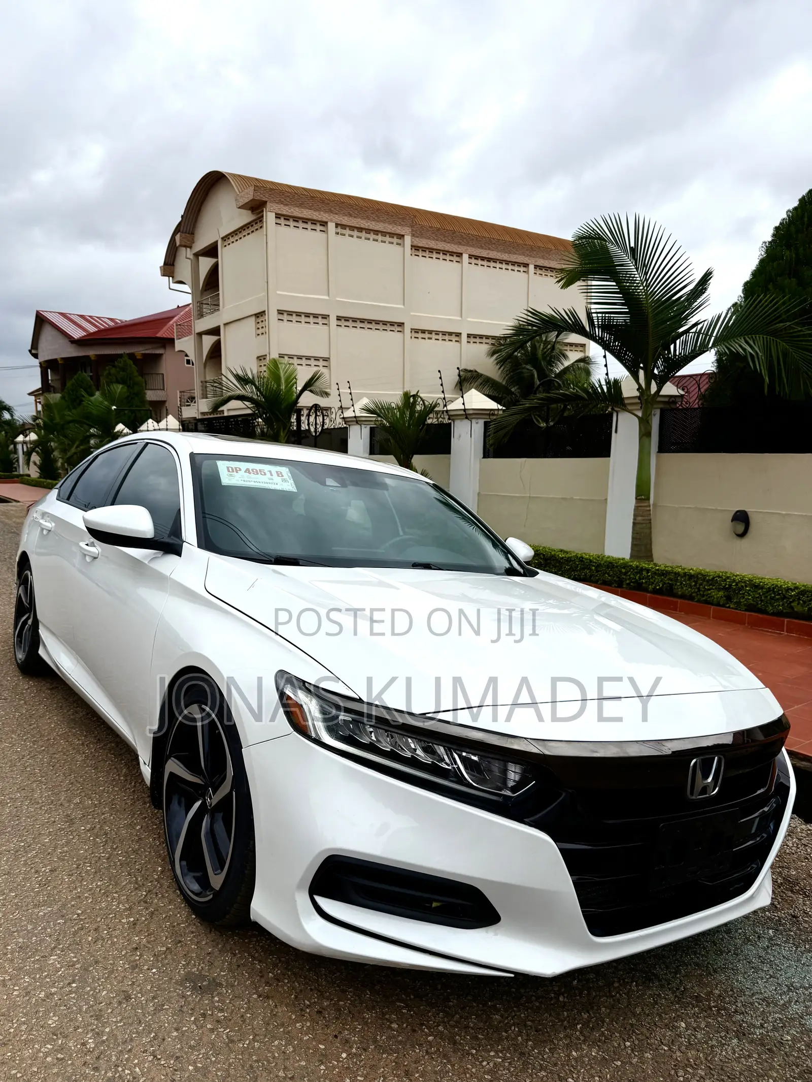 Honda Accord Sport (2.0L 4cyl Turbo 10A) 2019 White
