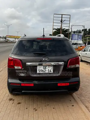 Kia Sorento 2011 Brown