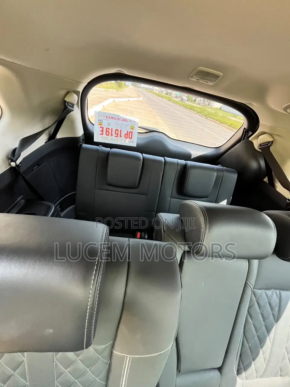 Mitsubishi Outlander 2021 White