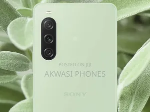 New Sony Xperia 10 V 128 GB Green