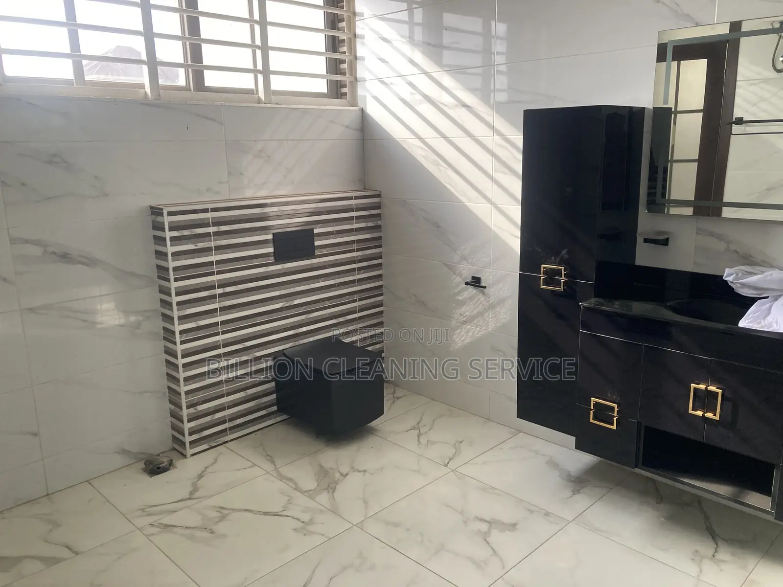 Sparkling Home and Office Cleaning