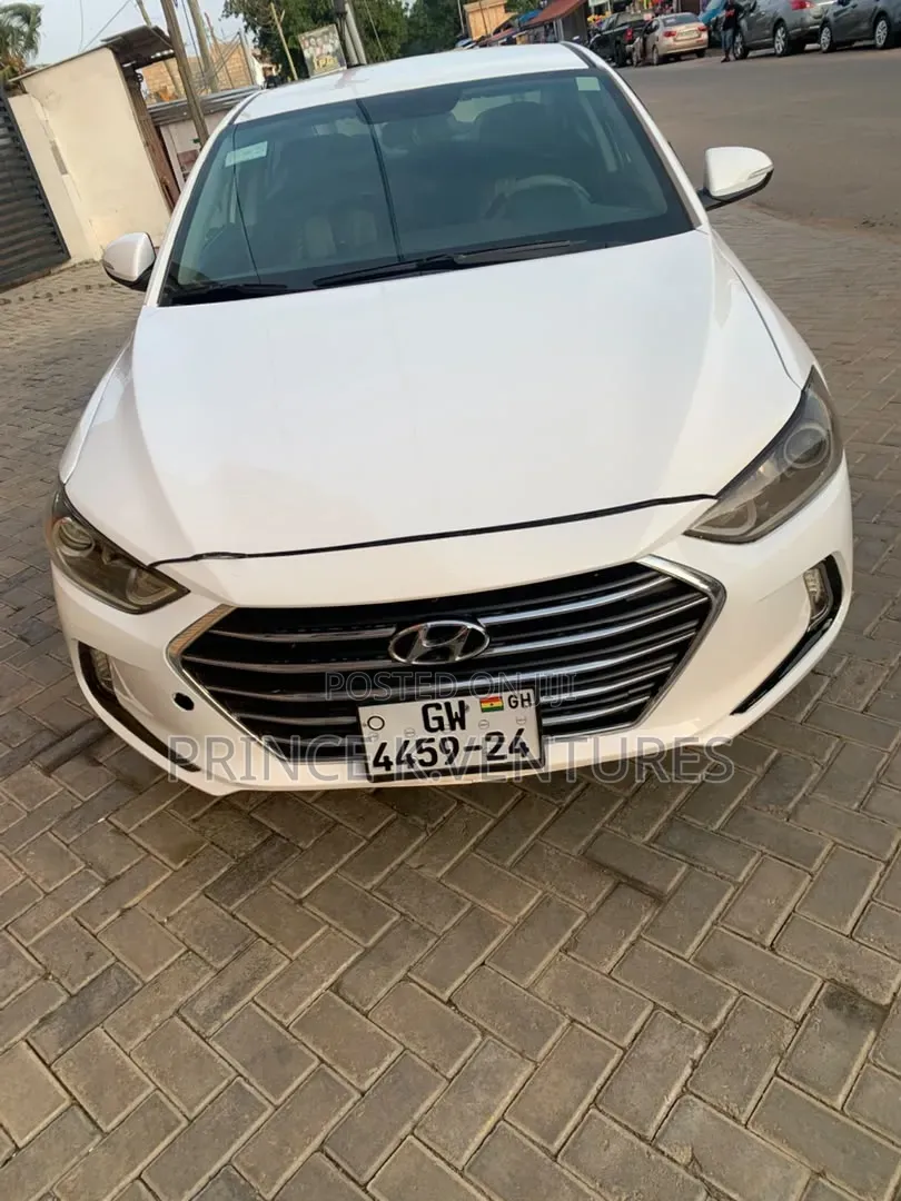 Hyundai Elantra Sport Sedan FWD (1.6L 4cyl 6M) 2017 White