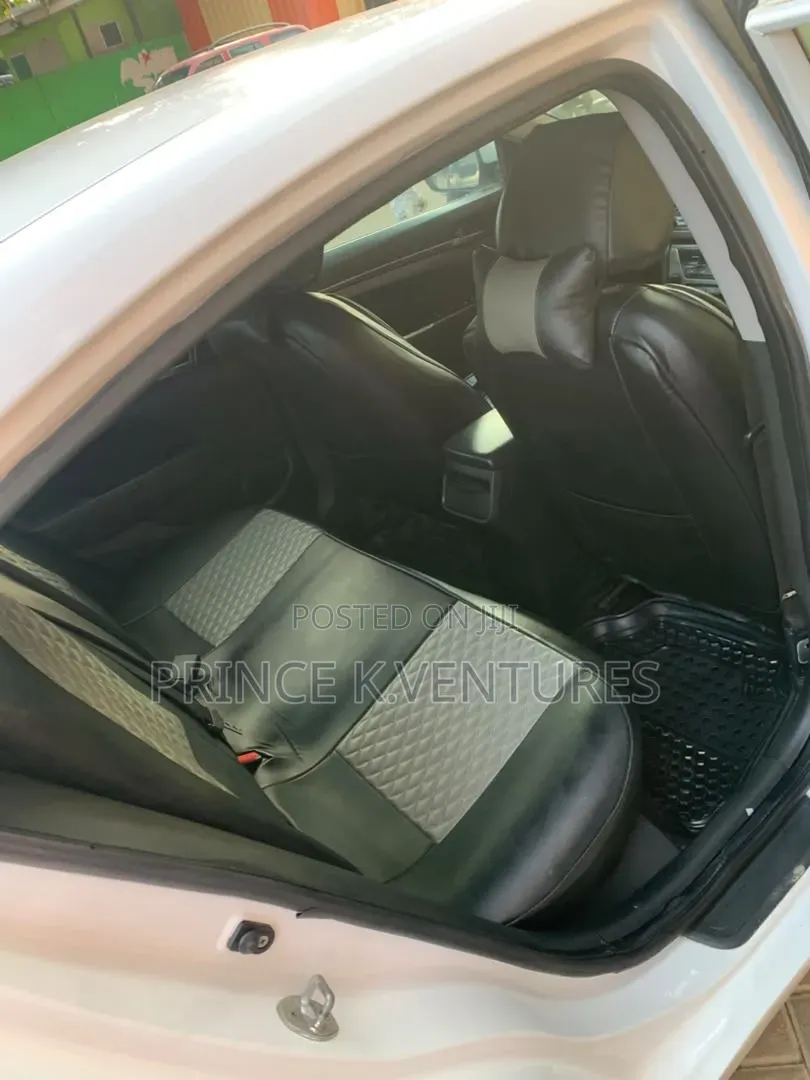 Hyundai Elantra Sport Sedan FWD (1.6L 4cyl 6M) 2017 White