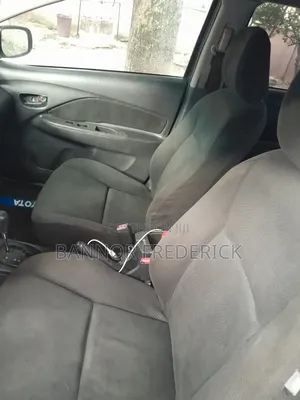 Toyota Yaris 2012 Blue