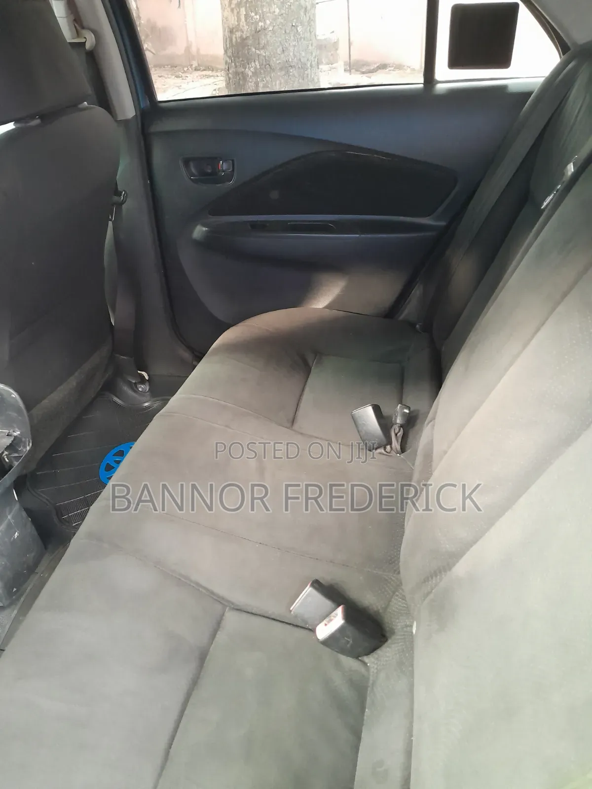 Toyota Yaris 2012 Blue