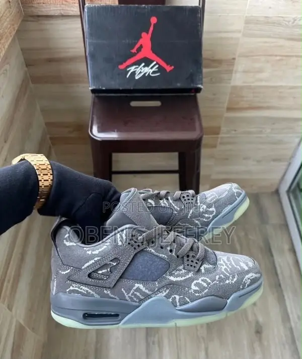 Original Air Jordan 4 Retro XX Kaws