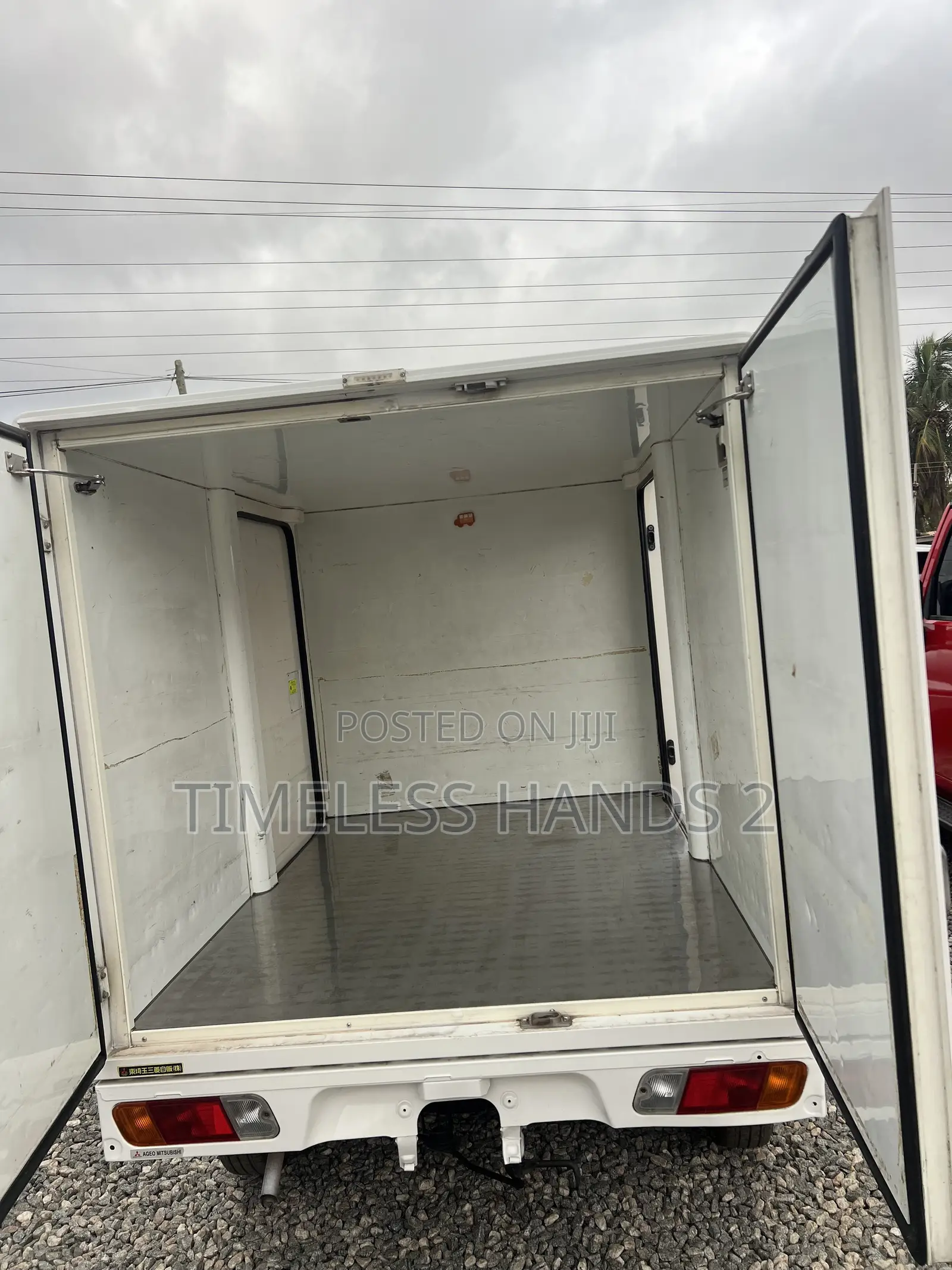 Mitsubishi Minicab Truck 2016 White