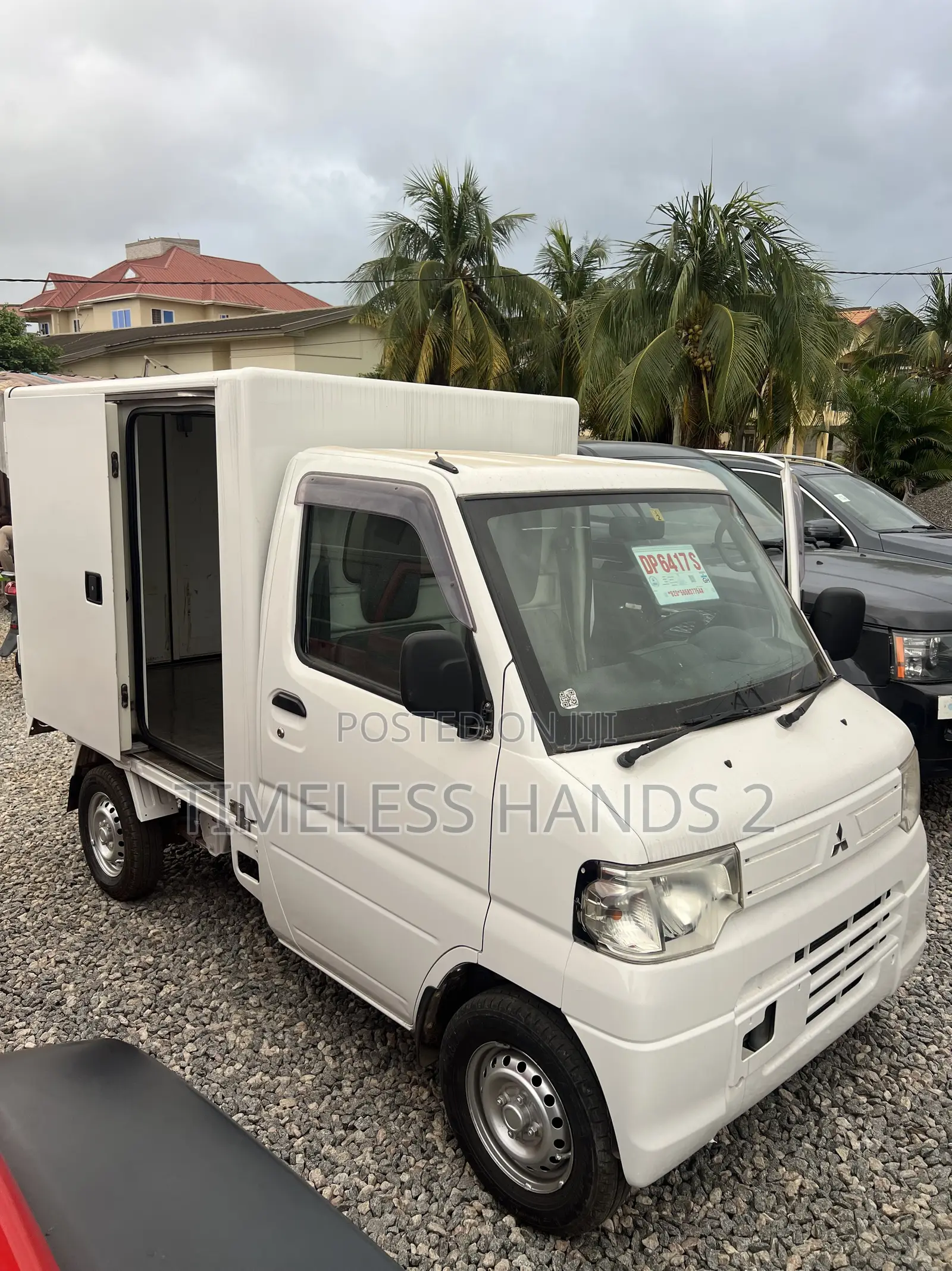 Mitsubishi Minicab Truck 2016 White