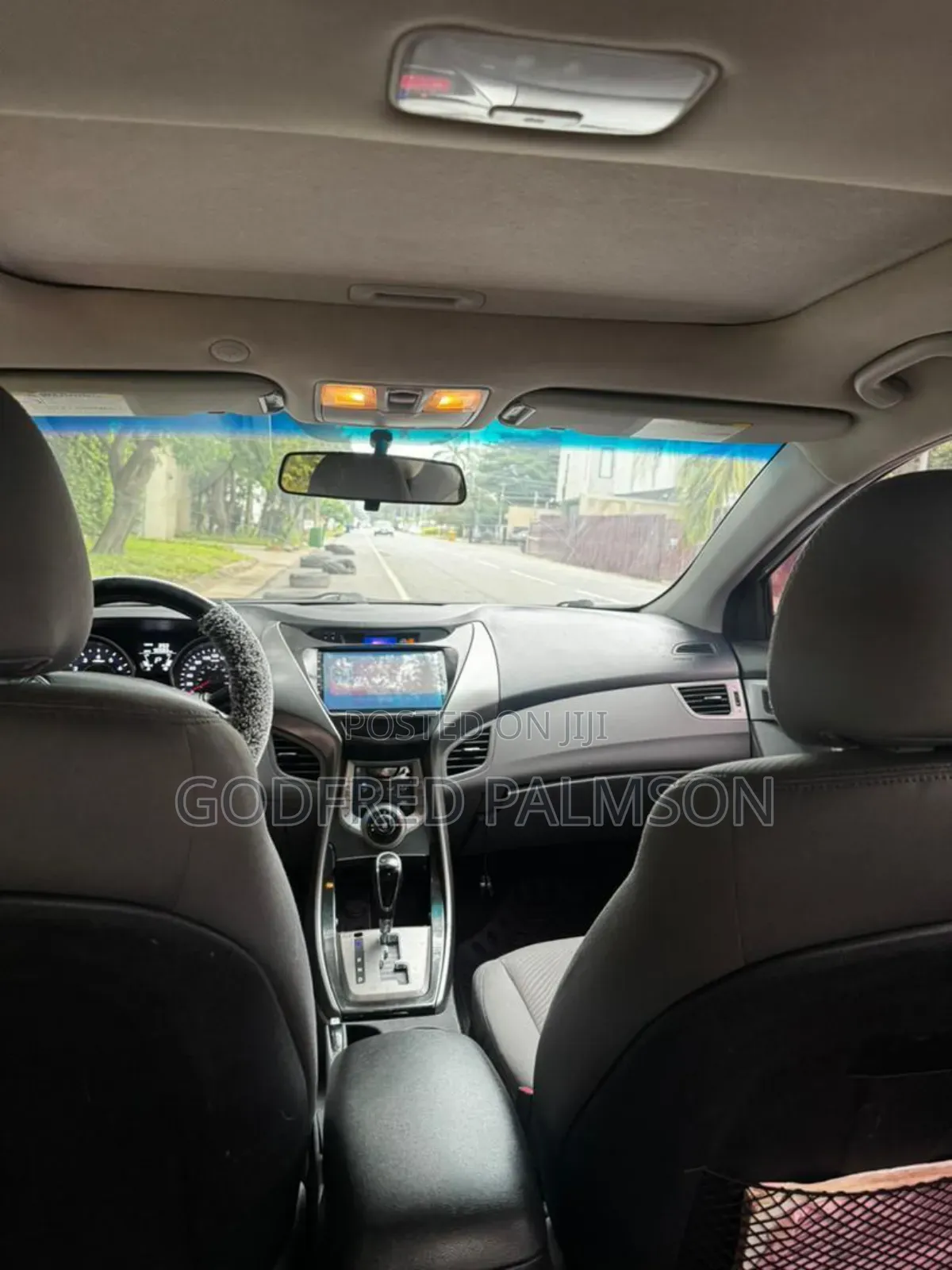 Hyundai Elantra Limited Sedan FWD (1.8L 4cyl 6A) 2013 Silver