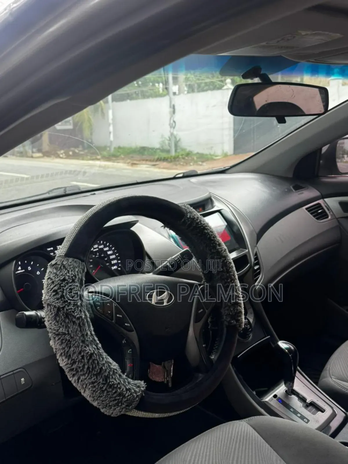 Hyundai Elantra Limited Sedan FWD (1.8L 4cyl 6A) 2013 Silver