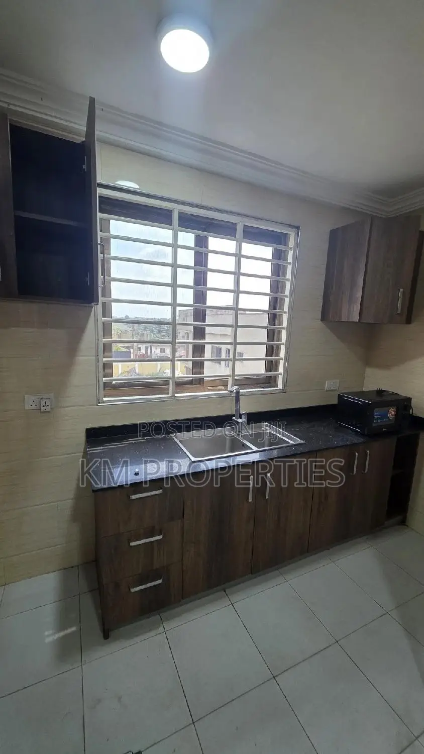 2bdrm Apartment in Haatso for rent