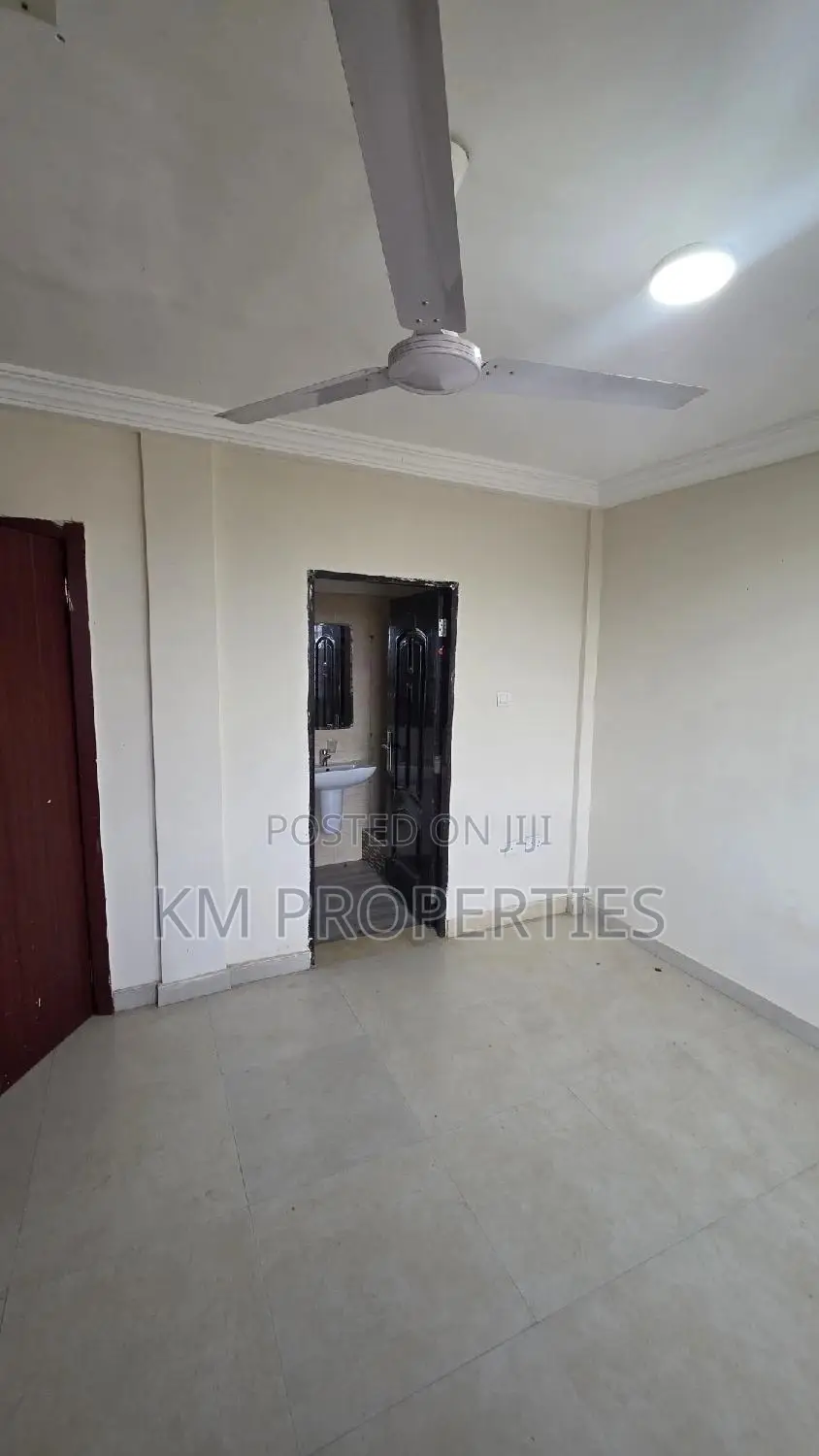 2bdrm Apartment in Haatso for rent