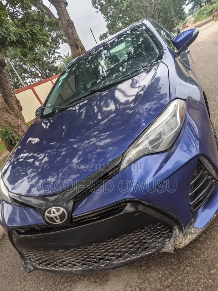 Toyota Corolla 2016 Blue