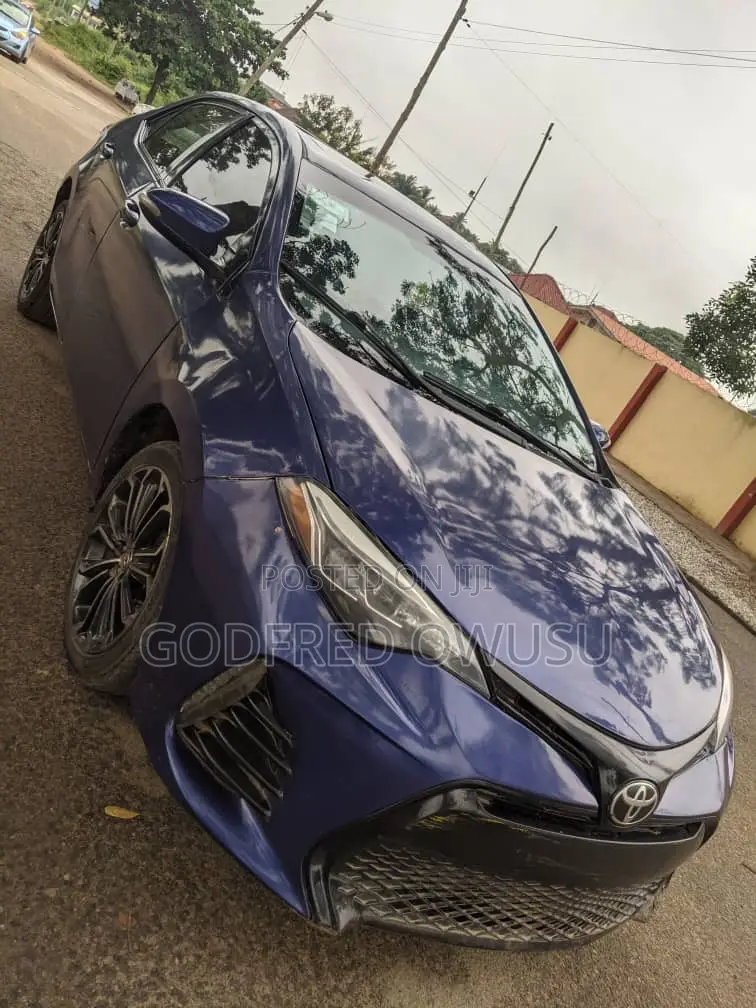 Toyota Corolla 2016 Blue