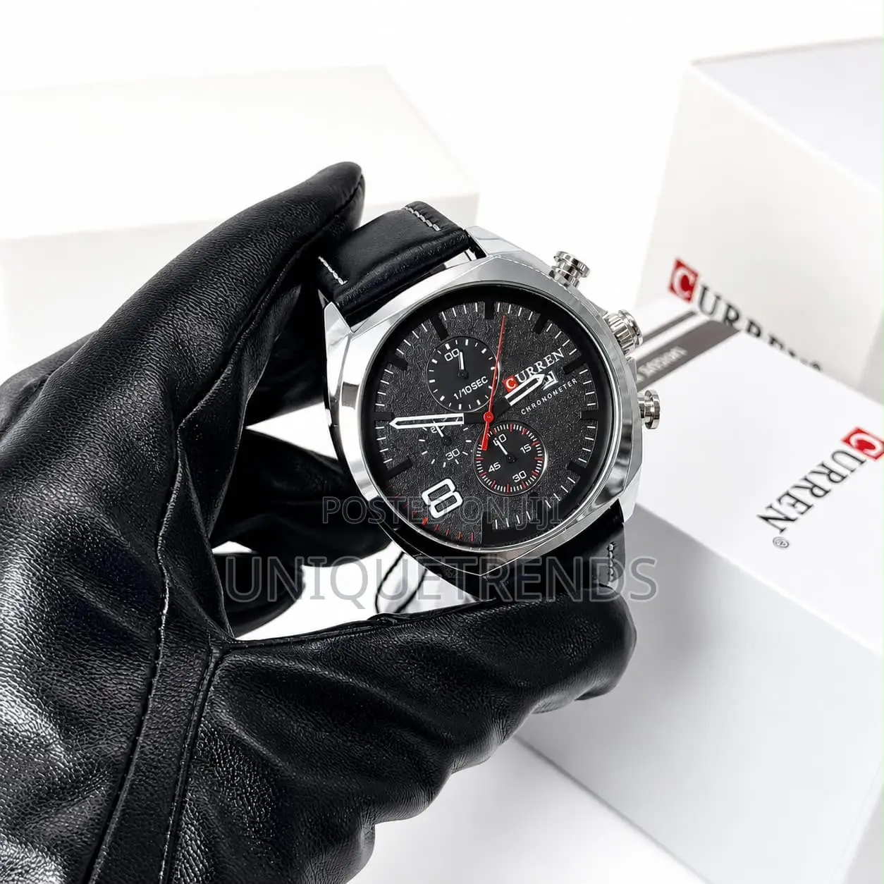 CURREN 8324 Leather Quartz Wrist Watch