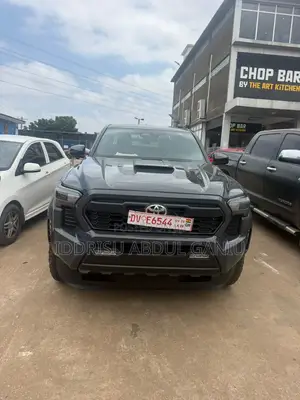 Toyota Tacoma 2025 Gray