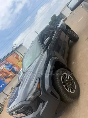 Toyota Tacoma 2025 Gray